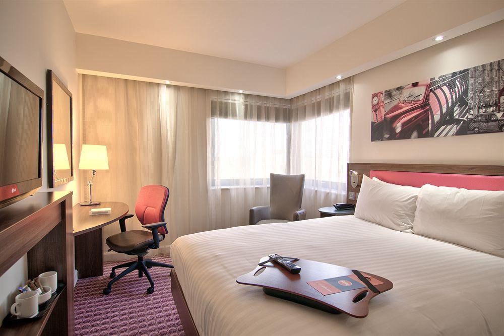 מלון Hampton By Hilton London קרוידון מראה חיצוני תמונה